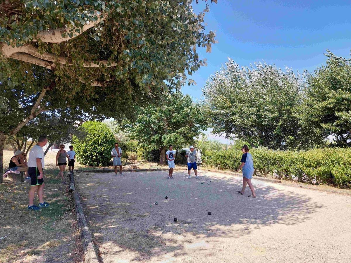 Village De Gites La Fontinelle Bessas Exterior photo